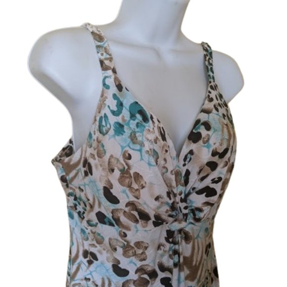 --- Printed Summer Stretch Dress Fits Medium - Picture 2 of 2